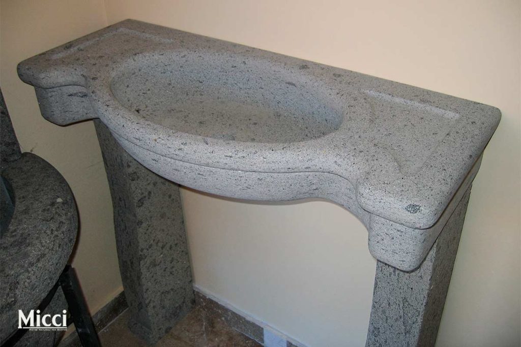 lavandino in peperino